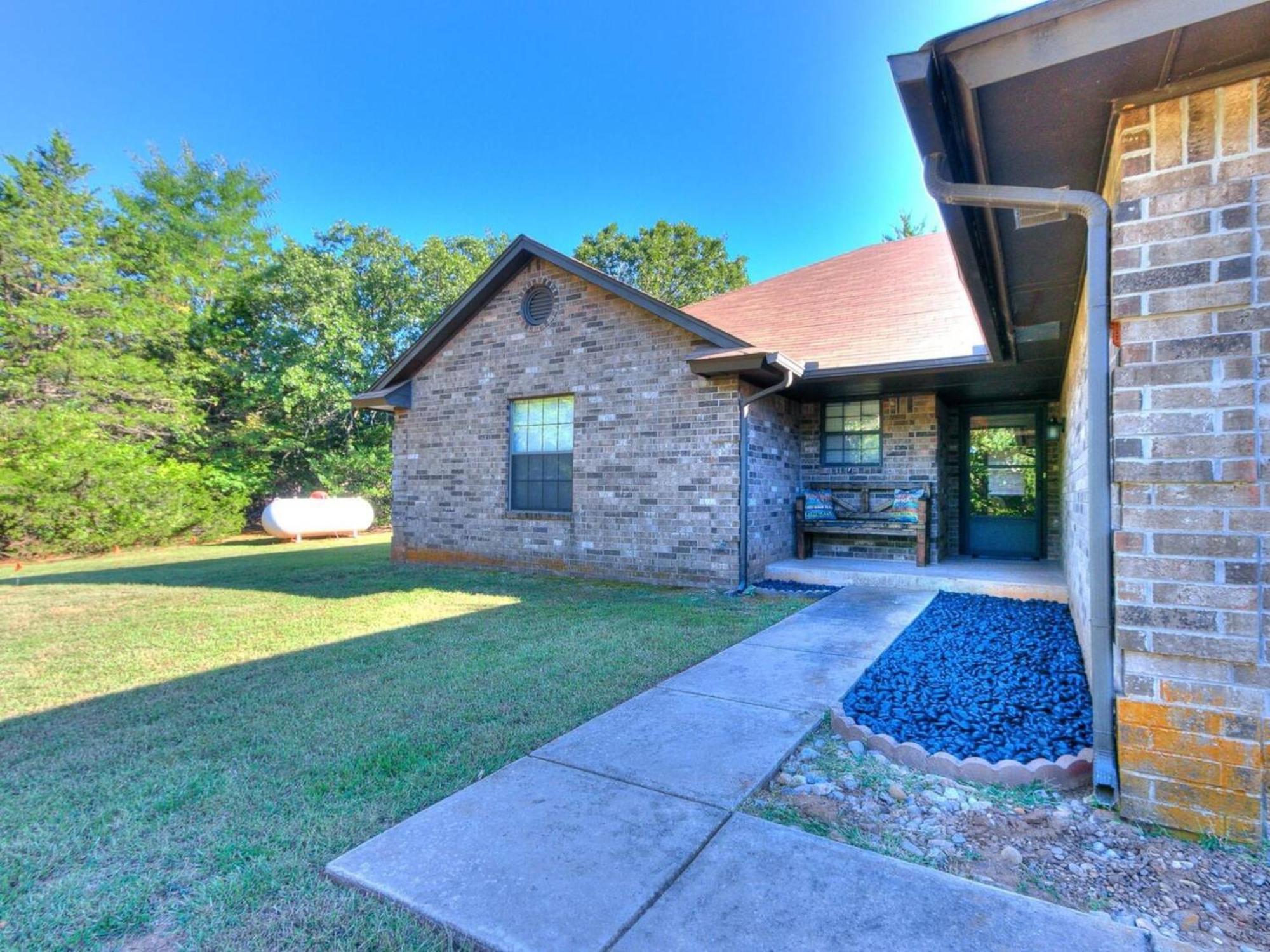 Serene Modern Farmhouse On 2 Acres Βίλα Norman Εξωτερικό φωτογραφία